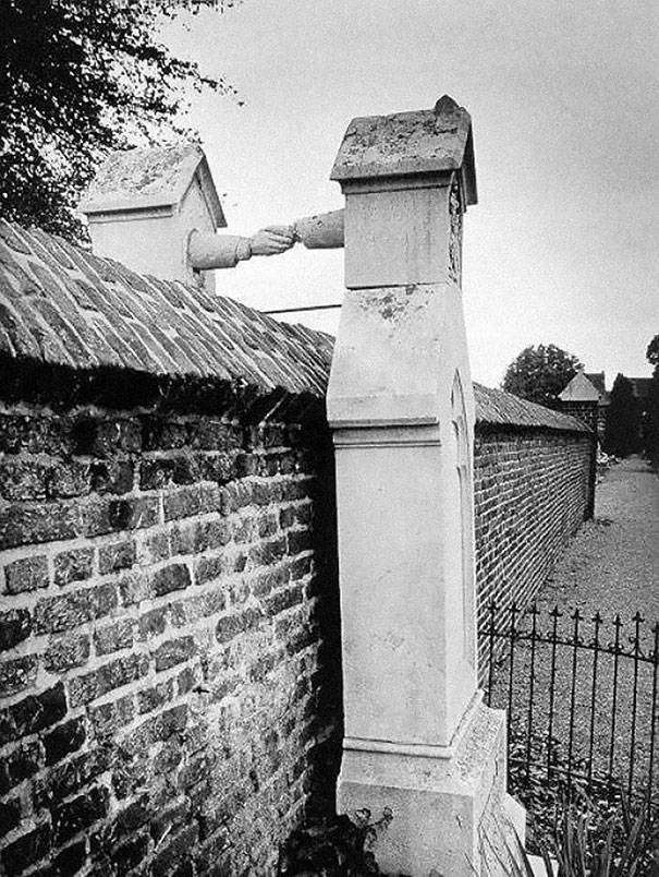 1888 katolikus és protestáns házastársak sírja, külön temetőben, de így is együtt