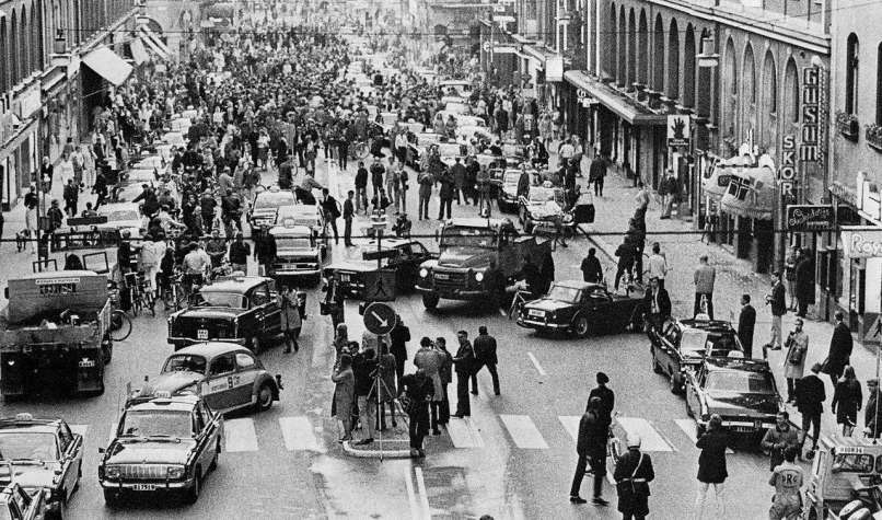 September 3, 1967: overnight, Sweden switched from driving on the left side of the road to the right. This is the next morning.