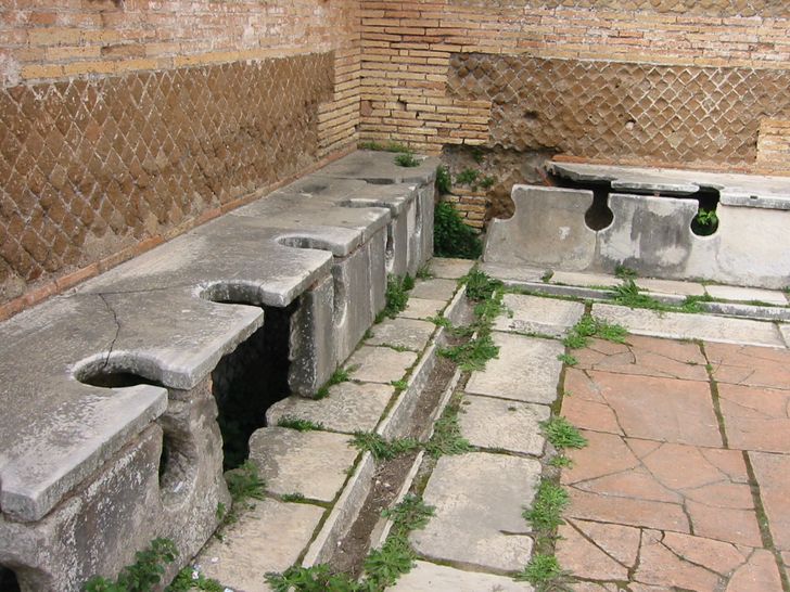 Ókori róma nyilvános wc