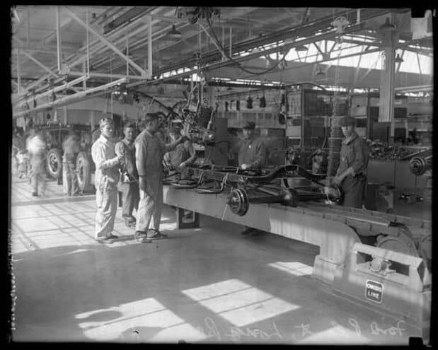 The first car factory in the US, Ford Inc. 1926.