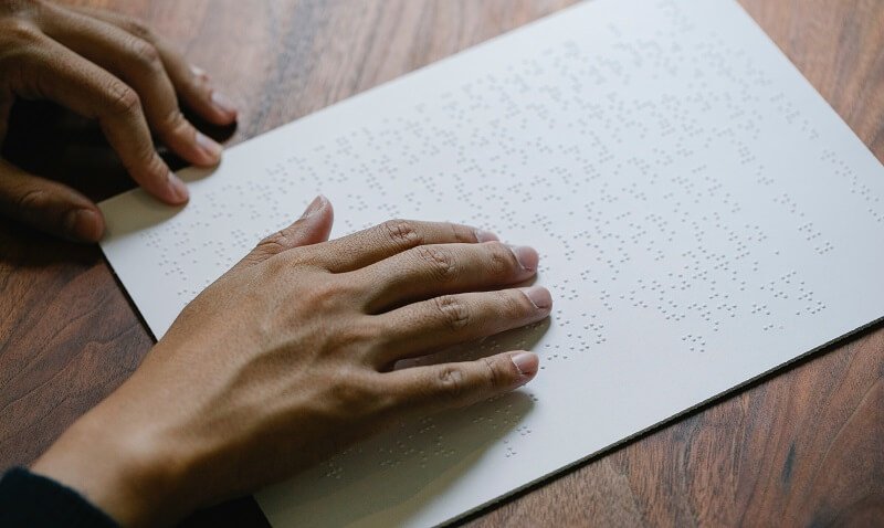 Louis Braille, a fiú, aki egy balesetben megvakult, és feltalálta a vak ábécét