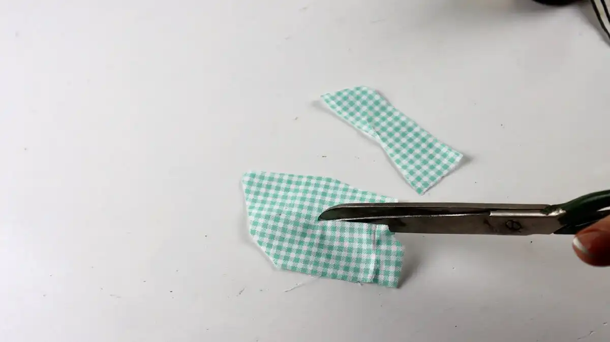 barkácsolás, csináld magad, csiszolópapír, DIY, életmód, élezés, galéria, háztartás, olló, olló élezése, szabás, tippek, trükkök, tű, újrahasznosítás, üveg, varrás, varrónő