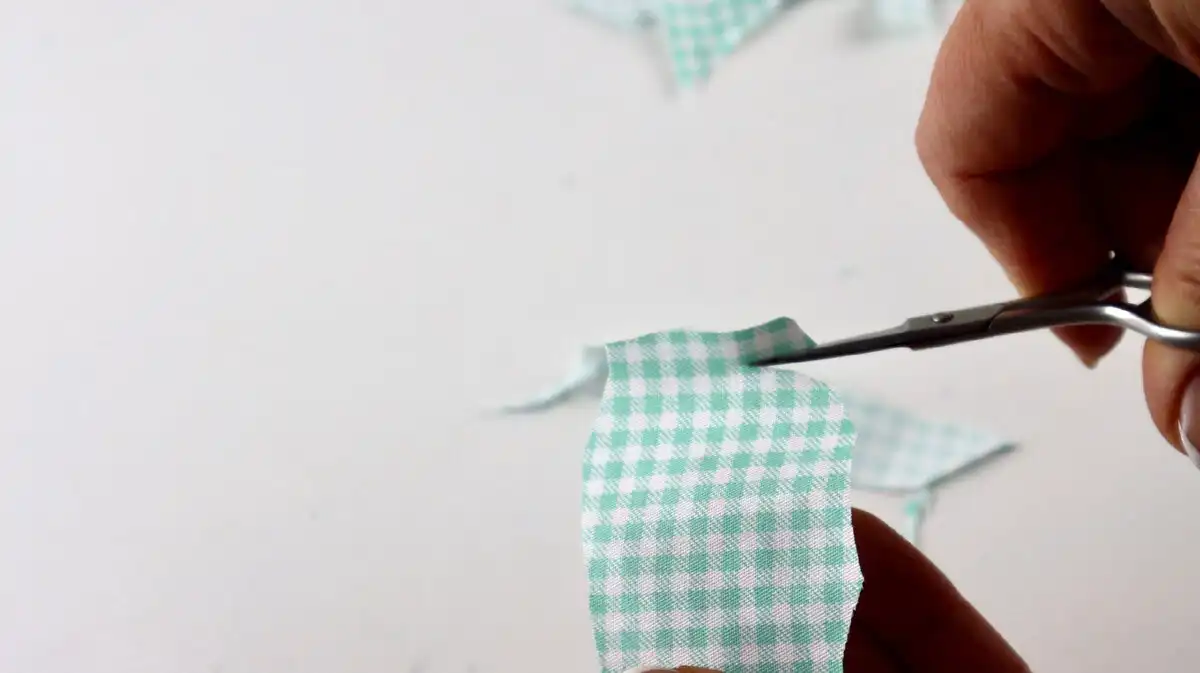barkácsolás, csináld magad, csiszolópapír, DIY, életmód, élezés, galéria, háztartás, olló, olló élezése, szabás, tippek, trükkök, tű, újrahasznosítás, üveg, varrás, varrónő